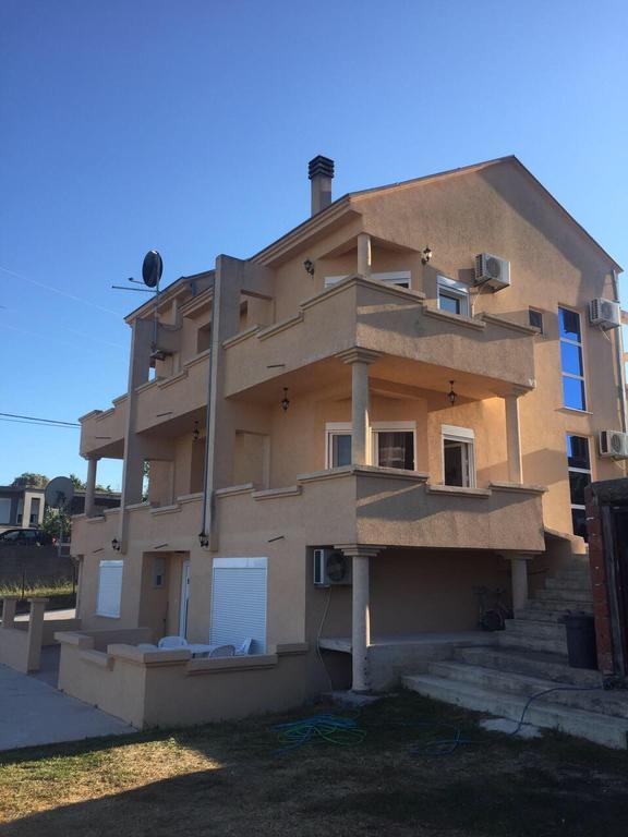 Ceka Apartments Ulcinj Exterior photo